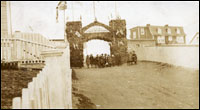 “Visit Governor Allardyce - Bonavista” [Decorative arch on Walkham's Hill welcoming Gover