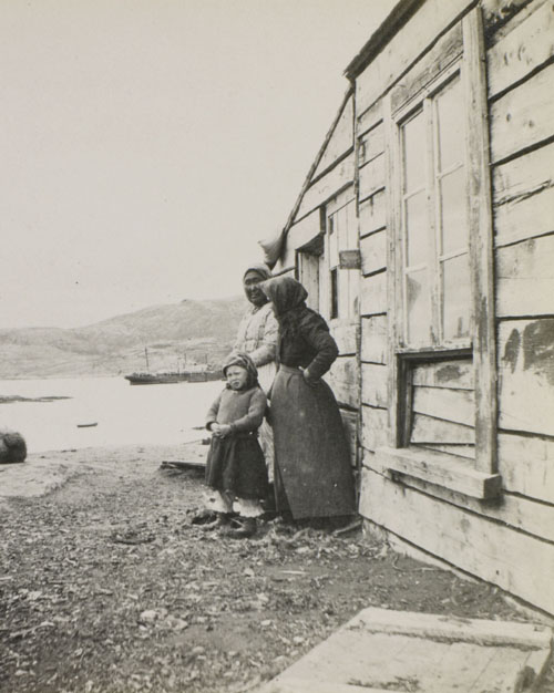 In Hopedale, 1913
