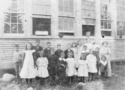 Children and Teacher, Gin Cove Head, 1919