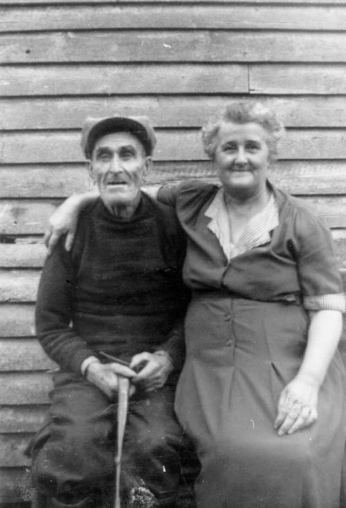 Albert Allen and his niece Doll Edgecombe, ca. 1953