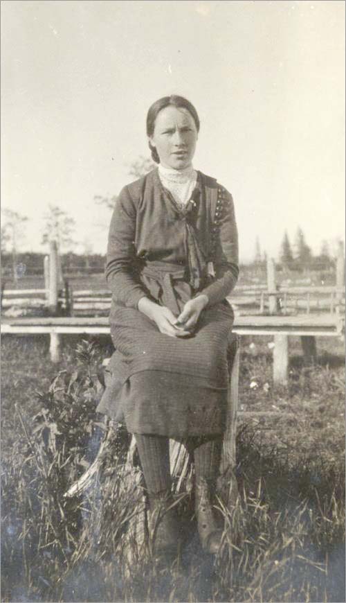 Emma, FOMOWA Fishing Club Cook, 1919