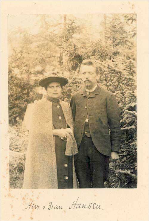 Herr and Frau Hansen, Hopedale, Labrador, 1893