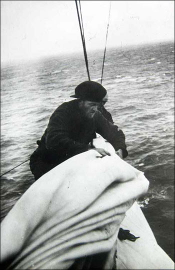 Reproduced from lantern slides of the "Lorton" in the "More than a List of Crew " collection.