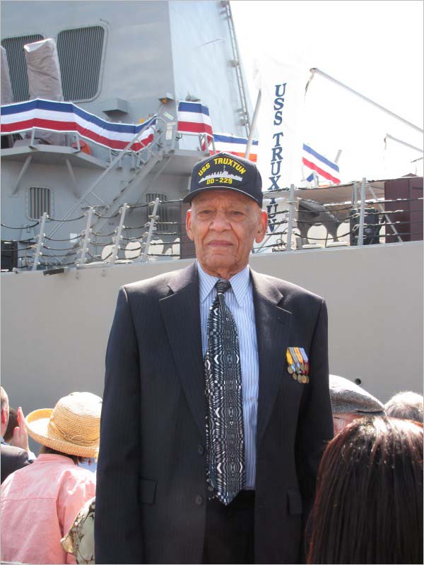 Lanier Phillips at Commissioning Ceremony, 2009