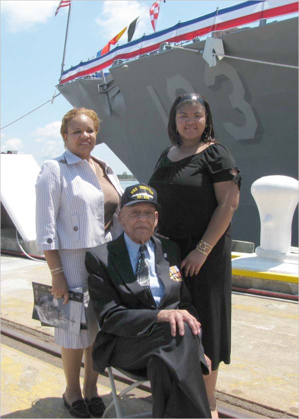 Lanier Phillips with His Relations, 2009