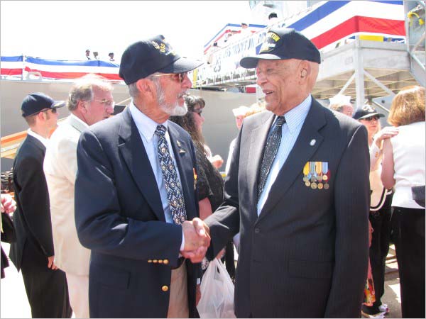 Hank Strauss (L) and Lanier Phillips, 2009